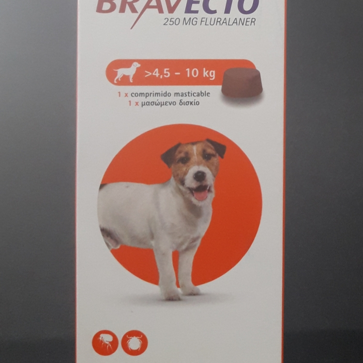 BRAVECTO >4,5-10 KG. Medicamento sujeto a prescripción veterinaria. Requiere envío previo de receta veterinaria a info@farmaciaalmajano.com